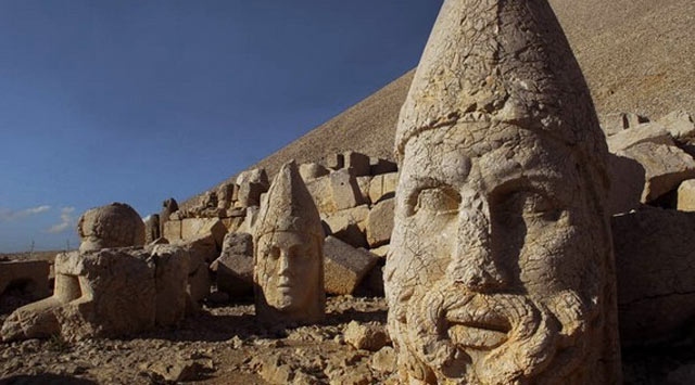 Adıyaman Nemrutu Malatyaya Kaptırdı