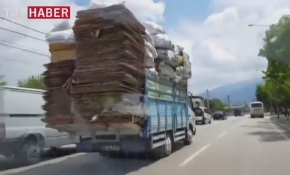 Trafikte tehlikeli görüntüler