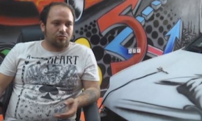 Otomobillere 'dövme' yapıyor