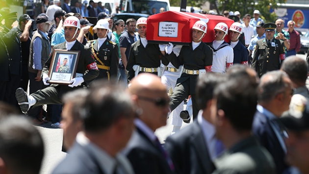 Şehitlerimizi uğurladık