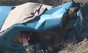 Yozgat-Ankara karayolunda otomobil şarampole devrildi: 5 ölü