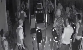 Darbeci askerlerle güvenlik görevlileri böyle tartıştı