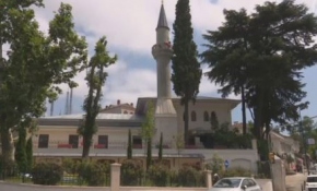 Camilerde şehitler için sela okundu