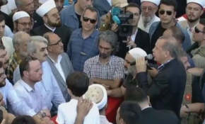 Milletimiz 'Bizim de imanımız var' diyerek karşılarında durdu