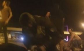 Askerlerin Boğaziçi Köprüsü üzerinde sivillere ateş açma anı