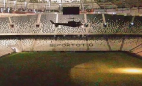 Vodafone Arena Stadına iniş yapan askeri helikopter
