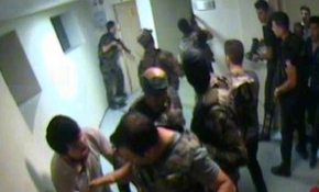 Darbecilere operasyon anı