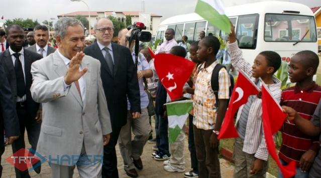 Arınç Nil Üniversitesinde