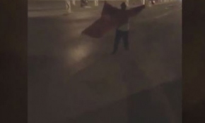 15 Temmuz gecesi ateş eden darbecilerin karşısına bayrakla çıktılar