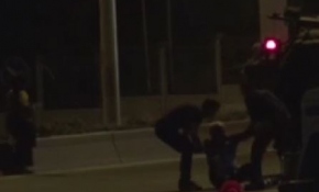 Darbecilere direnen kadının vurulma anı kamerada