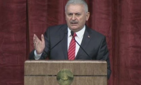 Başbakan Yıldırım: Hakkın ve halkın gücü tankın gücünü yenmiştir