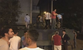 Darbe gecesi Anıttepe