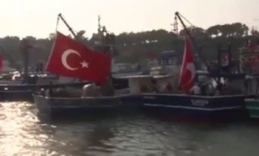 Balıkçılardan FETÖ'nün darbe girişimine tepki