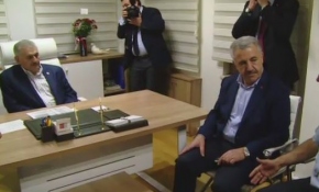 Başbakan Yıldırım’dan Çengelköy Polis Merkezine ziyaret