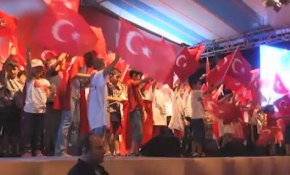 Cumhurbaşkanlığı Külliyesi önünde demokrasi nöbeti sürüyor