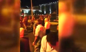 Darbeci askerlerin vatandaşlar üzerine ateş açma anı