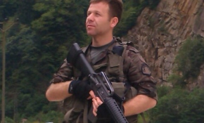 Şehidin eşi ağlattı...