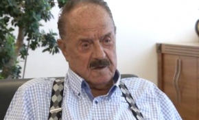 'Bizim hocanın dini imanı para'