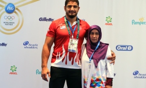 Taha Akgül'e anne morali