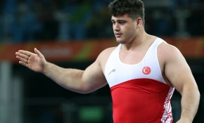 Cumhurbaşkanı Erdoğan final müsabakası öncesi Kayaalp’i aradı