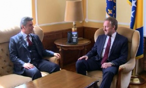 TRT Genel Müdürü Göka Saraybosna'da Bakir İzzetbegoviç'le görüştü