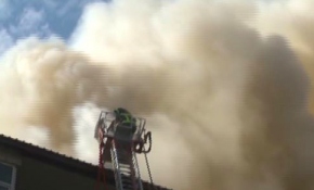 7 katlı apartmanın çatısında yangın