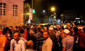 Elektrik kesintisi darbe endişesine yol açtı