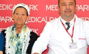 Yapay dil yapılan kadın konuşmaya başladı