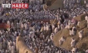 Türk hacı adayları Arafat'ta