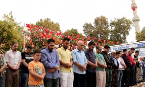 Bayram namazı Eyüp Sultan Camisi'nde kılındı