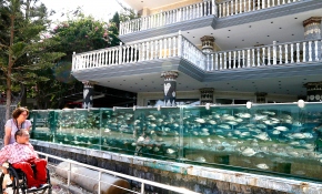 Çeşme'de 'Balıklı Köşk'