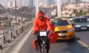 Darbe girişimine karşı 2 bin 250 kilometre pedal çevirdi