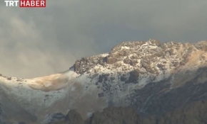 Van'a mevsimin ilk karı yağdı