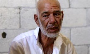 Gözü yaşlı babanın sesi Türkiye'den duyuldu