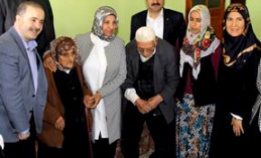 Kimsesiz çifte evlat oldular