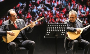 '15 Temmuz kahramanları' türkülerle anıldı