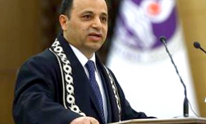 'Türkiye'de demokratik anayasal rejimin koruyucusu millettir'