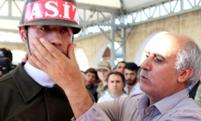 'Kurban olurum ağlamayın'