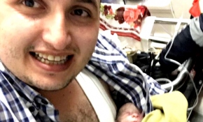 Vücut ısısıyla hayata tutundu