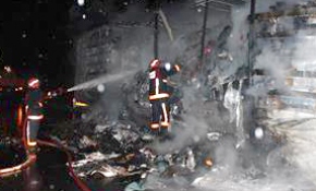 TEM Otoyolu'nda tekstil malzemesi yüklü tırda yangın