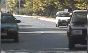 Otomobilin radar aracına çarpma anı