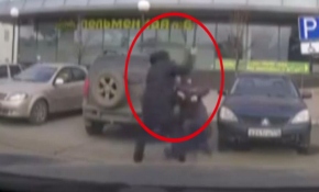 Beyzbol sopalı hırsız!