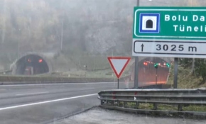 Bolu Dağı'nda yoğun kar yağışı başladı