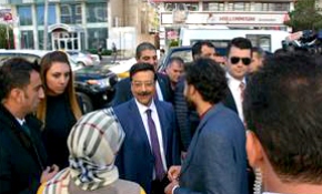 Belediye Başkanı Atilla vatandaşlarla sohbet etti