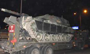 Sınıra tank ve zırhlı araç sevkiyatı