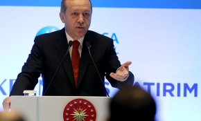 'Yüksek faiz vatandaşın yaşam koşullarını zorlaştırır'