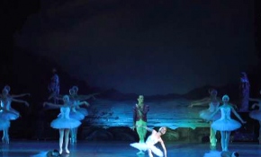 "Kuğu Gölü" balesi İstanbul'da sahnelenecek