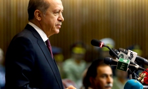 'Bu katil sürülerini İslam aleminden söküp atmalıyız'