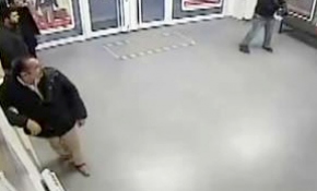 Banka soygunu güvenlik kameralarına yansıdı