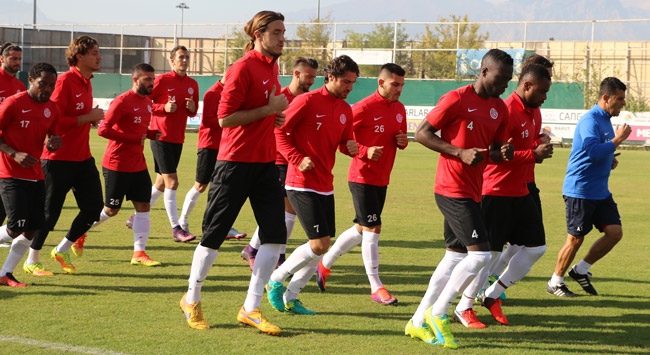 Trabzonspor, Antalyaspor'u ağırlıyor